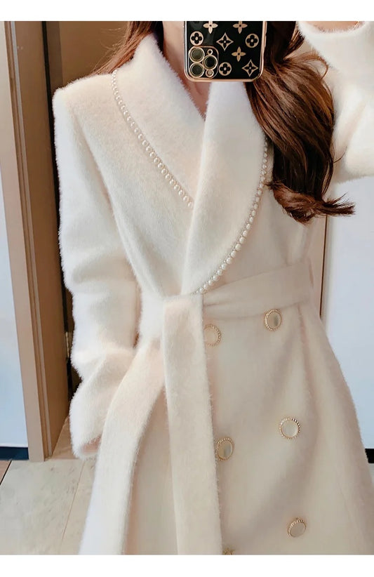 Elegant cashmere  white long sleeved coat